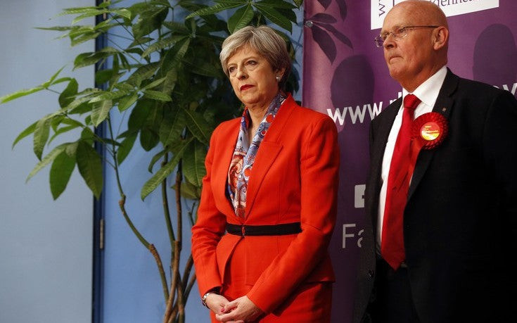 Τερέζα Μέι: Τέλος στην ελεύθερη μετακίνηση Ευρωπαίων στη Βρετανία από το 2019